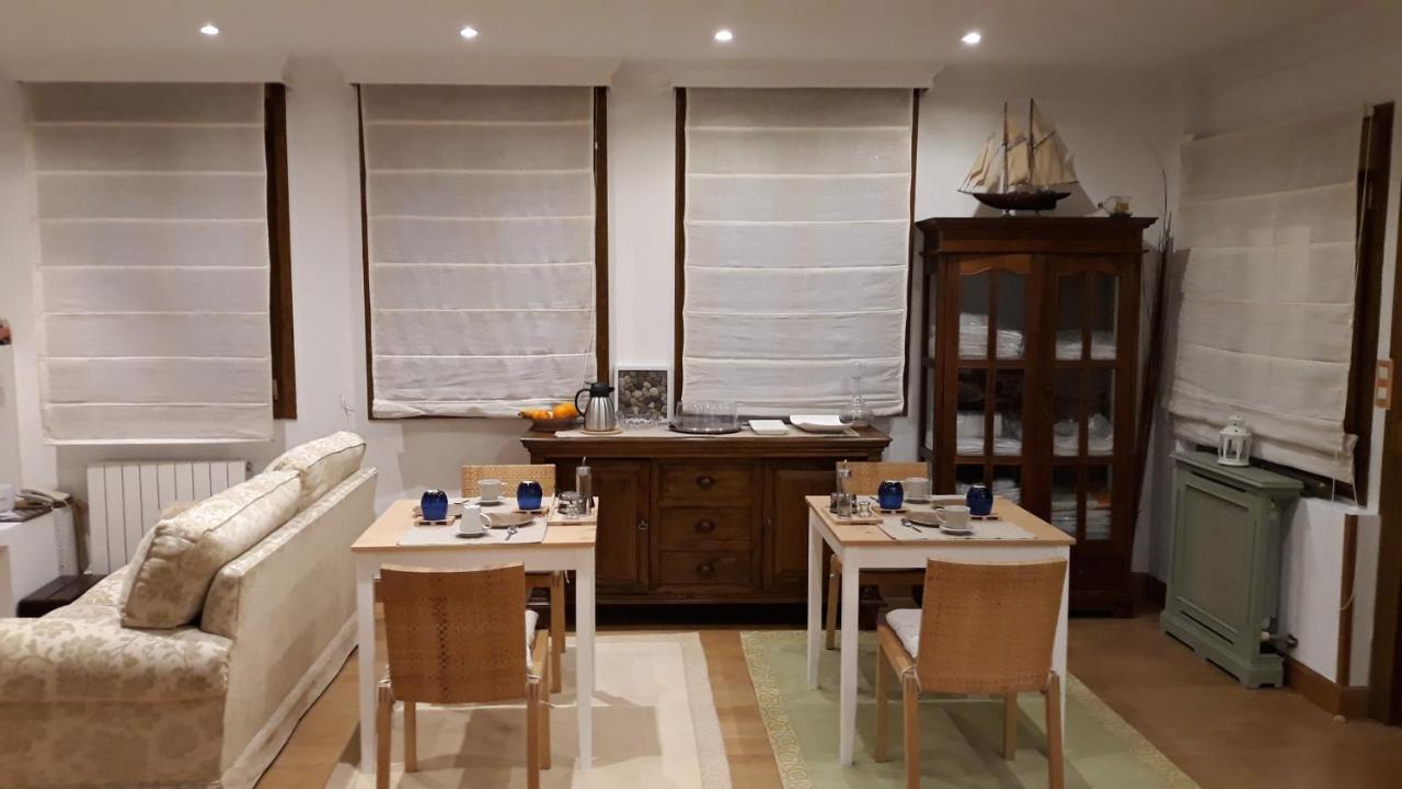 פלנסיה Kostanalu Rooms מראה חיצוני תמונה